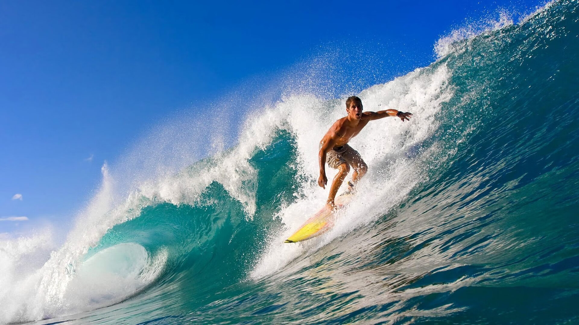 米兰体育在线登录-冬季全能赛开幕，滑雪项目竞争白热化，冬奥会全民滑雪